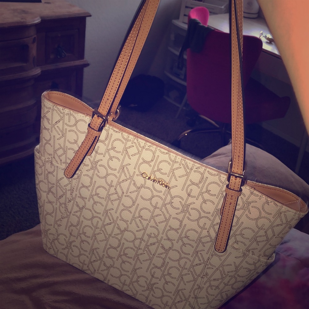 Brand new Calvin Klein purse